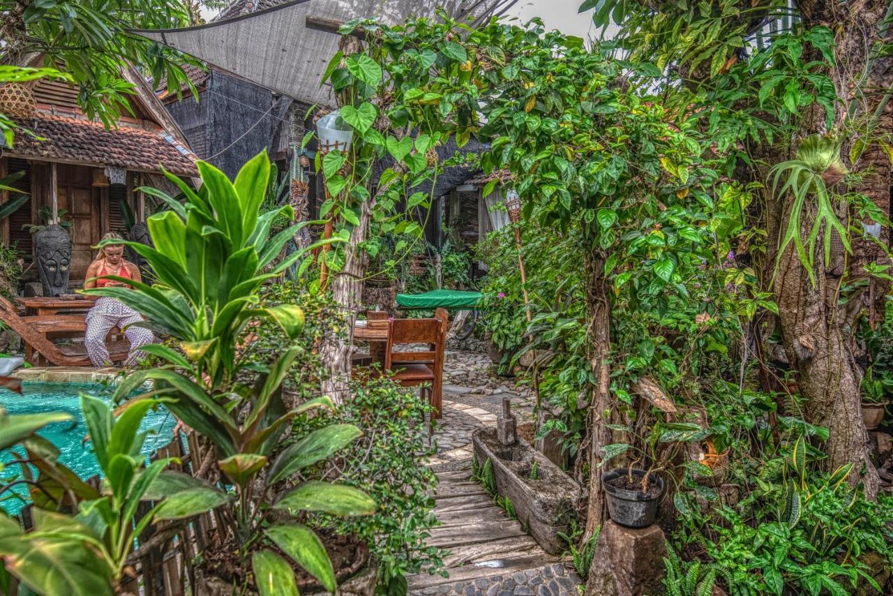 Santhiku Hotel & Spa โลวินา ภายนอก รูปภาพ