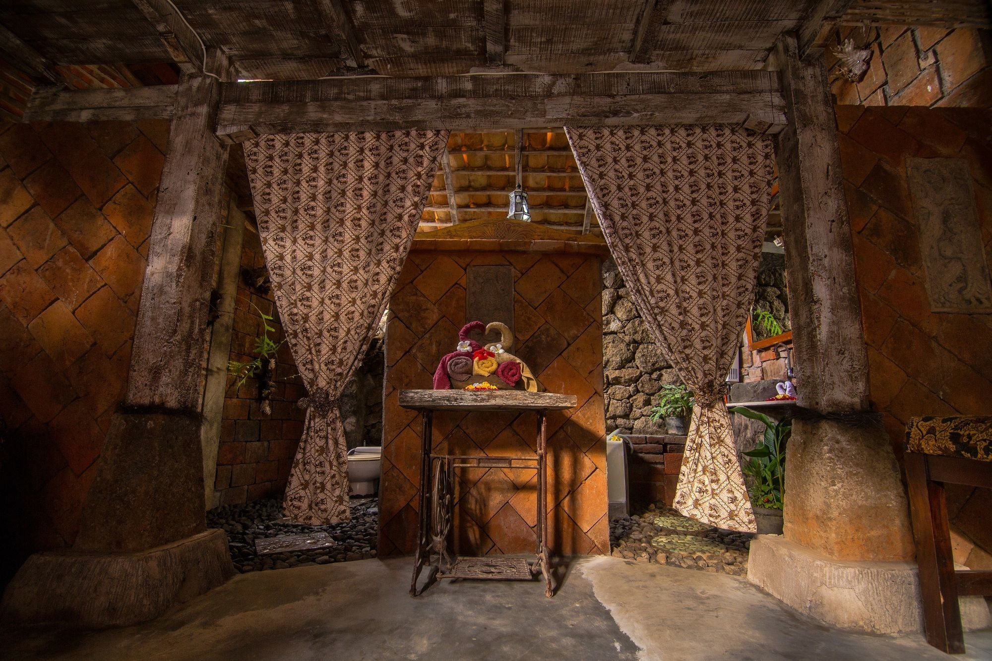 Santhiku Hotel & Spa โลวินา ภายนอก รูปภาพ
