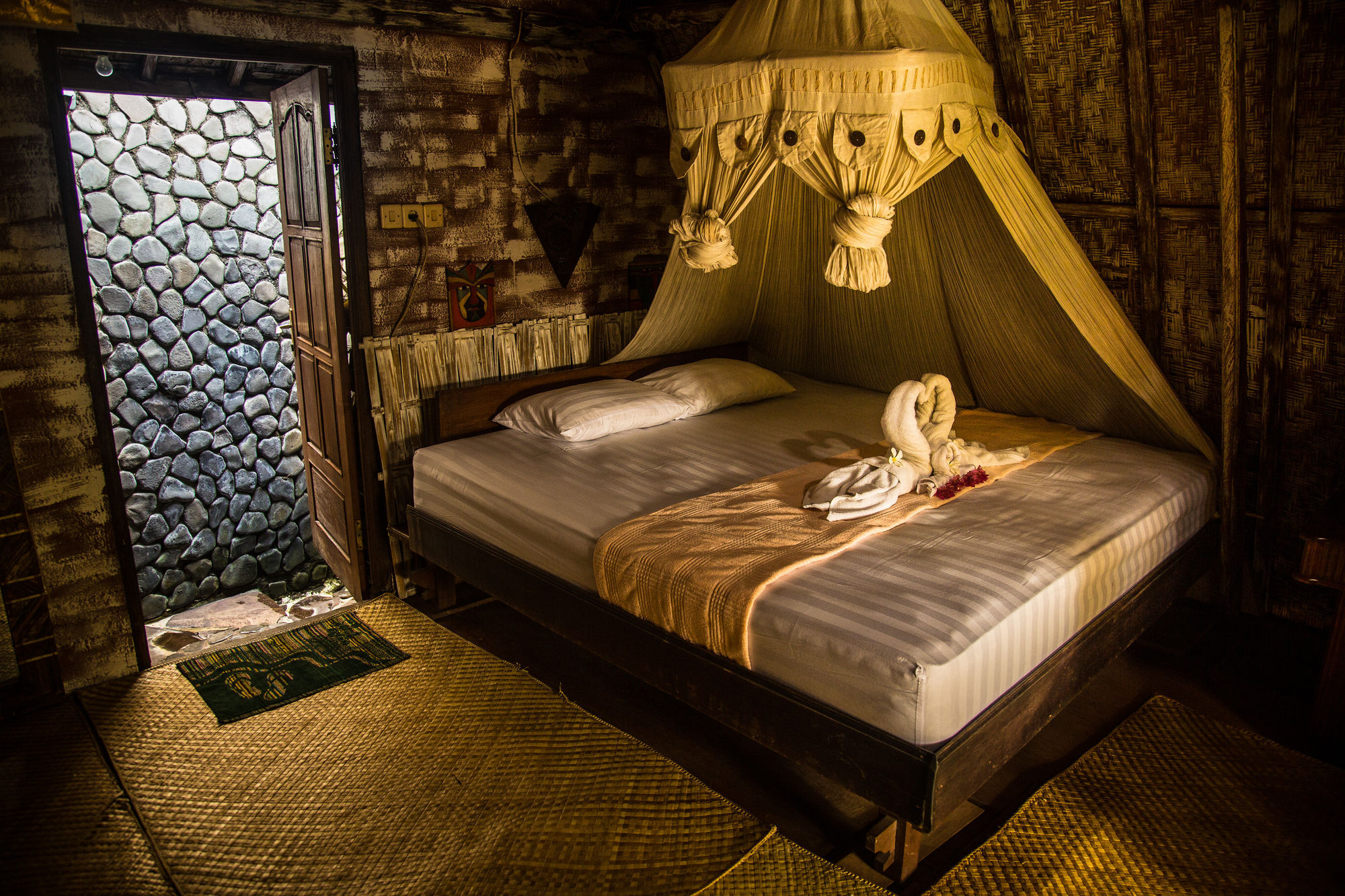 Santhiku Hotel & Spa โลวินา ภายนอก รูปภาพ