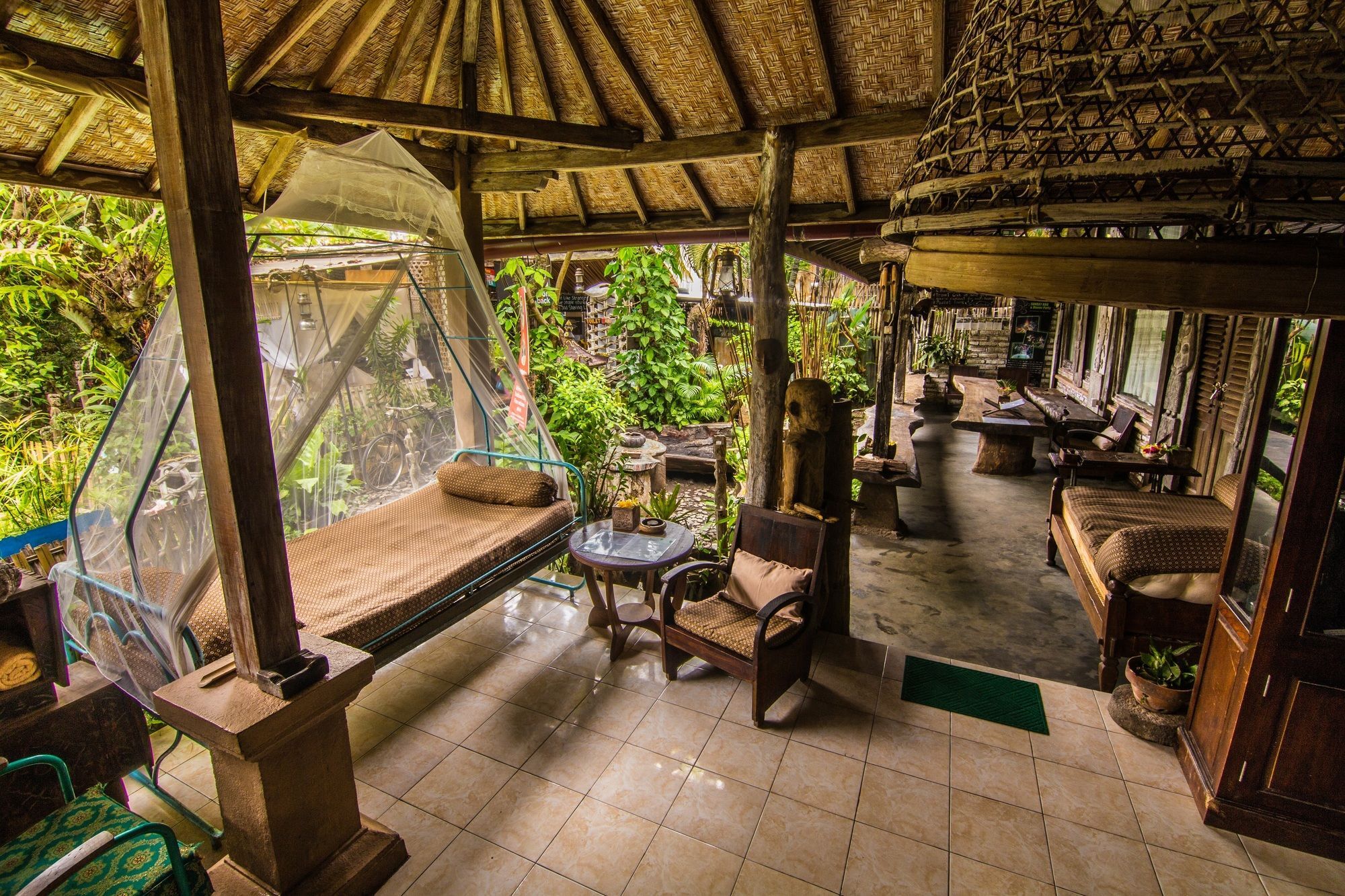 Santhiku Hotel & Spa โลวินา ภายนอก รูปภาพ