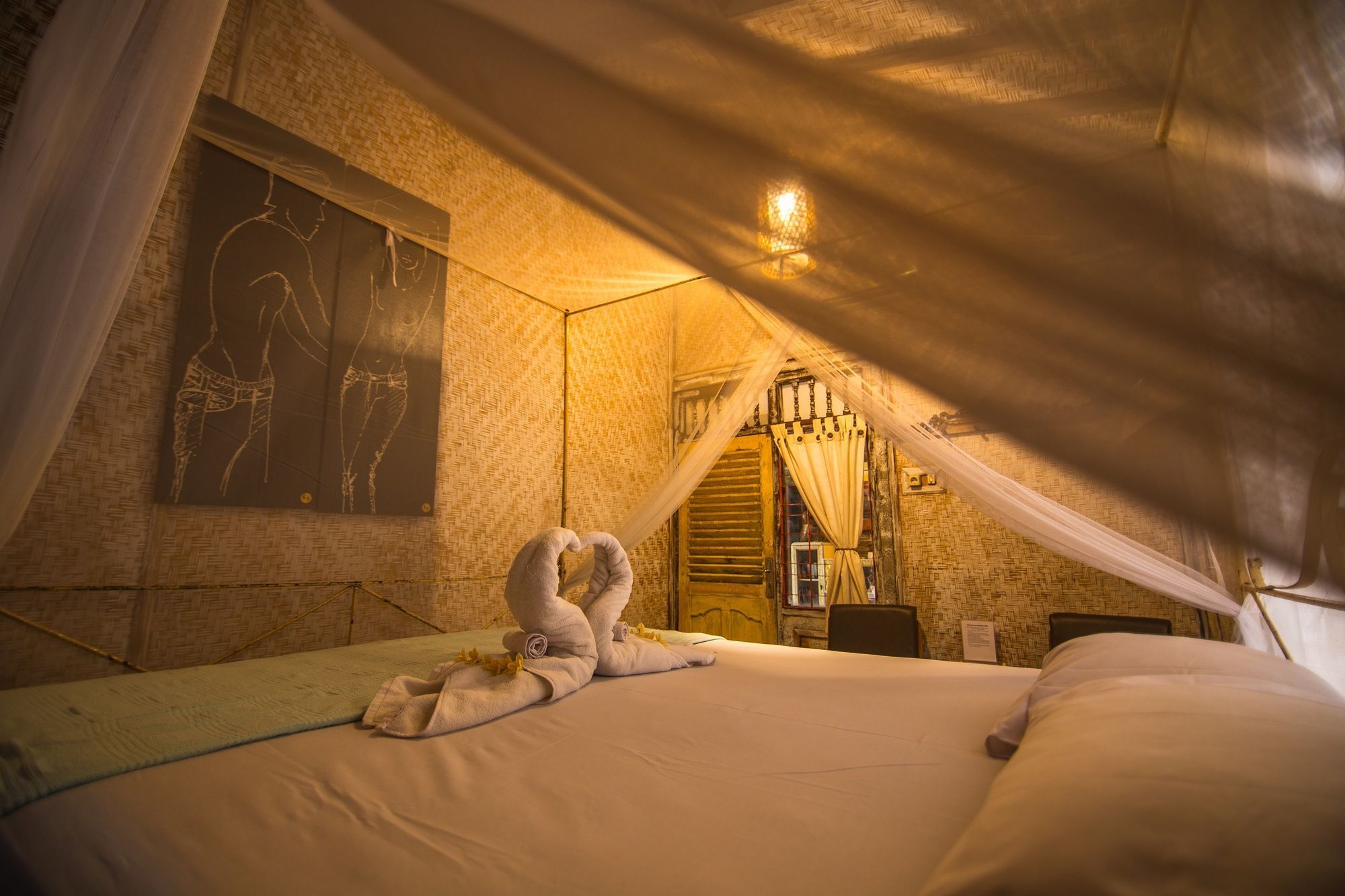 Santhiku Hotel & Spa โลวินา ภายนอก รูปภาพ